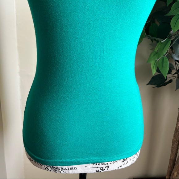 Vixen Short Sleeve Button Detail Collared Polo Shirt Green Sz M - Picture 14 of 16